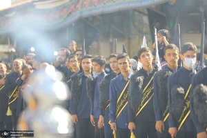 دسته عزاداری خادمین حرم مطهر حضرت معصومه (س) در سالروز شهادت امام رضا (ع)