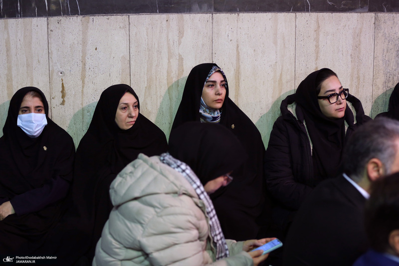 دیدار وزیر و جمعی از کارکنان وزارت راه و شهرسازی با سید حسن خمینی