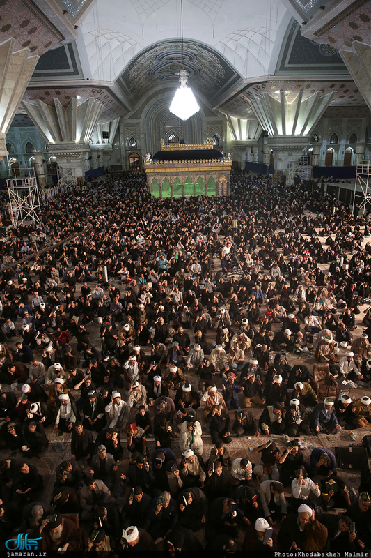 مراسم احیاء شب بیست و یکم ماه مبارک رمضان درحرم مطهر امام خمینی (س) /2