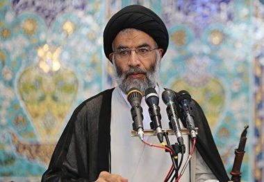 امام جمعه اهواز : فساد در جامعه اسلامی برای مردم قابل پذیرش نیست