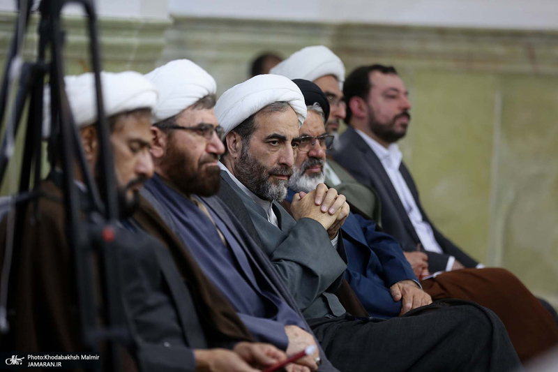 نشست نقد و بررسی کتاب نسی و کبیسه به همراه رونمایی از کتاب فقه و نجوم