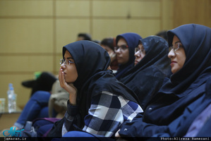 اکران دانشجویی فیلم ترور سرچشمه در دانشگاه علوم پزشکی تهران با حضور محمدرضا بهشتی و محمود صادقی 