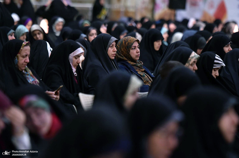 آئین هم عهدی بانوان مراکز تعالی طرح شهید آرمان علی وردی در حرم امام خمینی