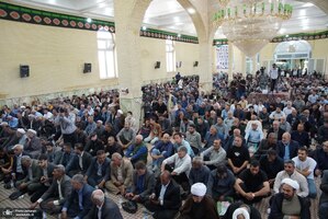 مراسم سی و هفتمین سالگرد بزرگداشت امام خمینی (س) در روستای خیارج استان قزوين