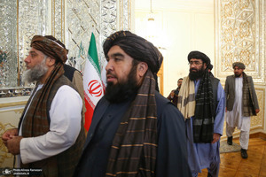 دیدار معاون اقتصادی نخست وزیر حکومت موقت افغانستان با وزیر امور خارجه