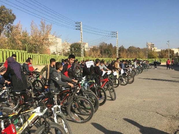 همایش دوچرخه سواری همگانی در مهاباد برگزار شد