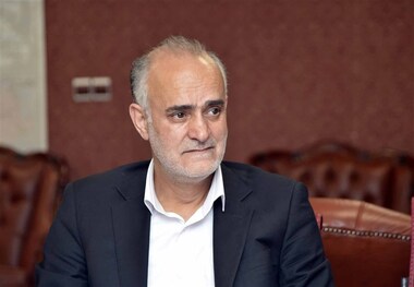 نبی: حق ویلموتس نیست پول بیشتری بگیرد
