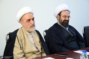 نشست هم اندیشی معاونین پژوهشی ادوار موسسه تنظیم و نشر آثار امام خمینی(س) 