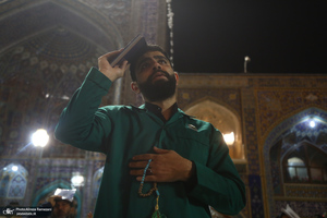 مراسم احیای شب بیست و یکم ماه رمضان در حرم مطهر امام رضا (ع)
