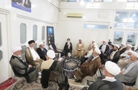 دیدارجمعی از علماء و روحانیت تهران و کرج با آیت الله فاضل لنکرانی (9)