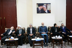 حاشیه تجدید میثاق رییس و اعضای مجمع تشخیص مصلحت نظام با آرمان‌های امام خمینی