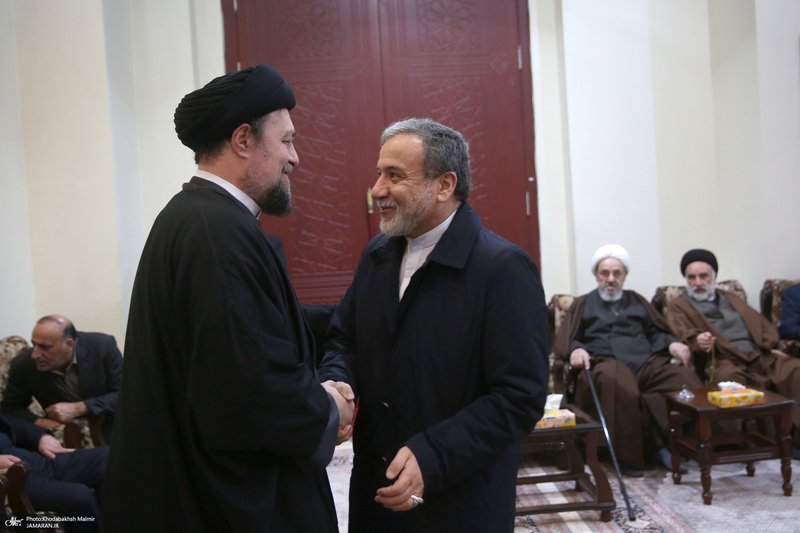 حاشیه تجدیدمیثاق رئیس جمهور و اعضای دولت با آرمان‌های بنیانگذار جمهوری اسلامی ایران