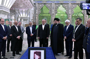 تجدید میثاق رئیس‌جمهور و اعضای دولت با آرمان‌های حضرت امام خمینی - 1