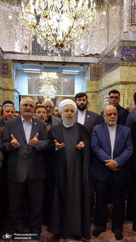 زیارت حرمین شریفین امام کاظم(ع) و امام جواد(ع) توسط رئیس جمهور