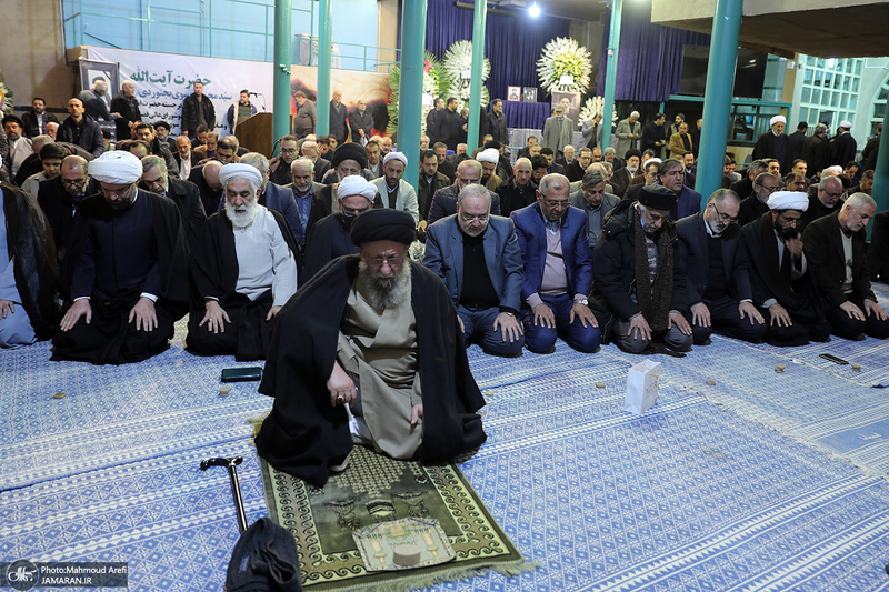 مراسم بزرگداشت آیت الله موسوی بجنوردی (ره) در حسینیه جماران - 1