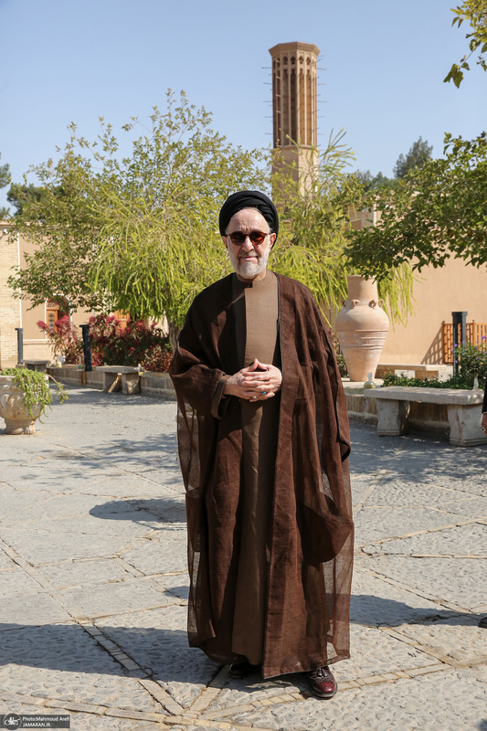 بازدید سید محمد خاتمی از باغ دولت آباد یزد