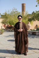بازدید سید محمد خاتمی از باغ دولت آباد یزد