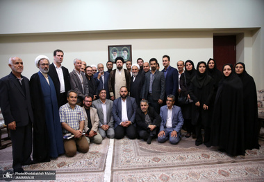 دیدار جمعی از اعضای حزب وحدت و همکاری ملی با سید حسن خمینی 