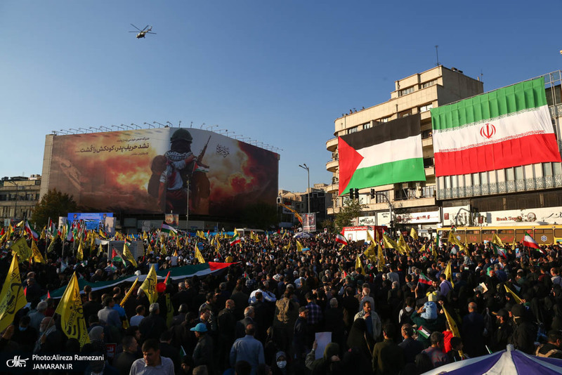 راهپیمایی مردم  در حمایت از کودکان و زنان غزه