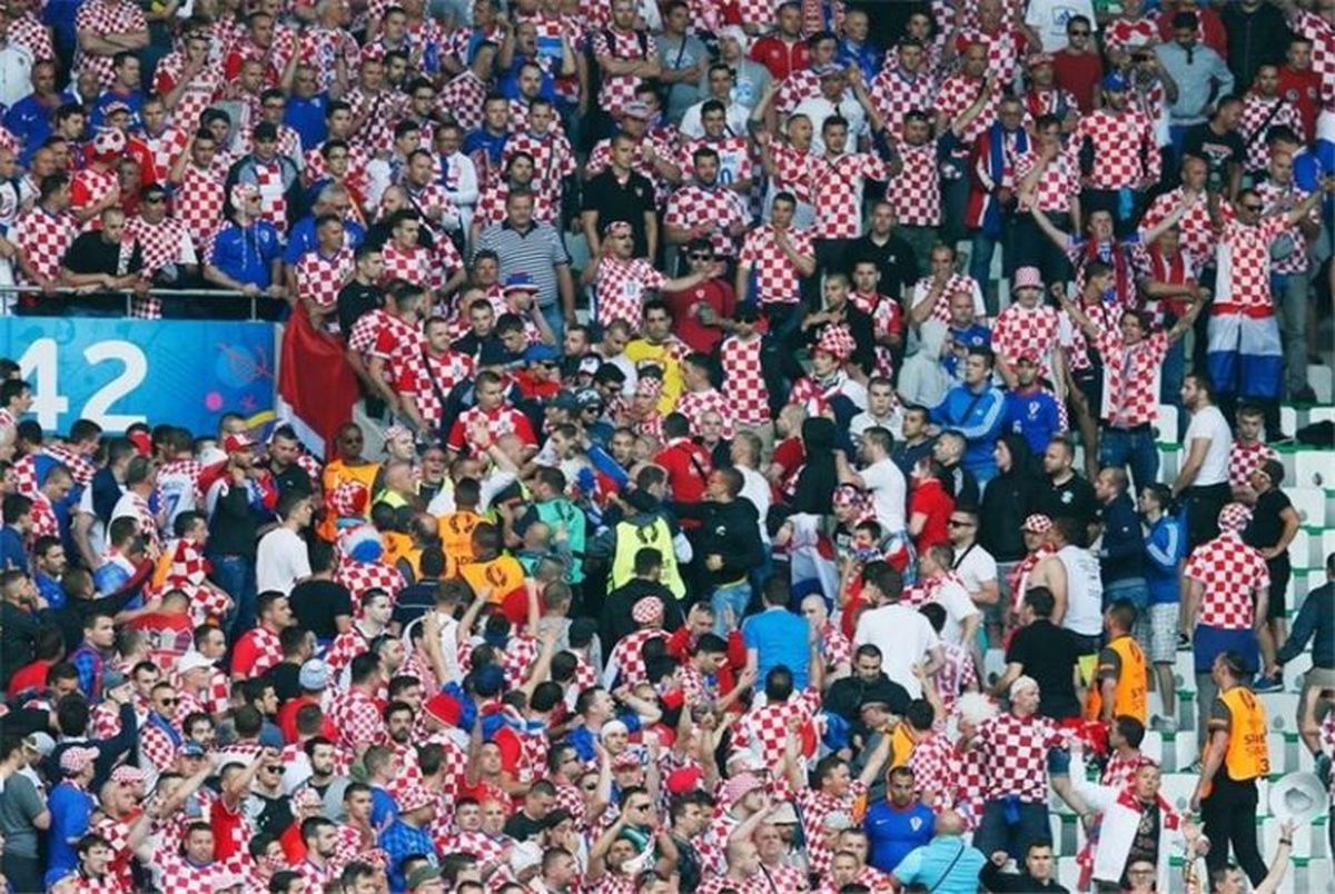 احتمال کسر امتیاز از کرواسی به دلیل آشوب هوادارانش
