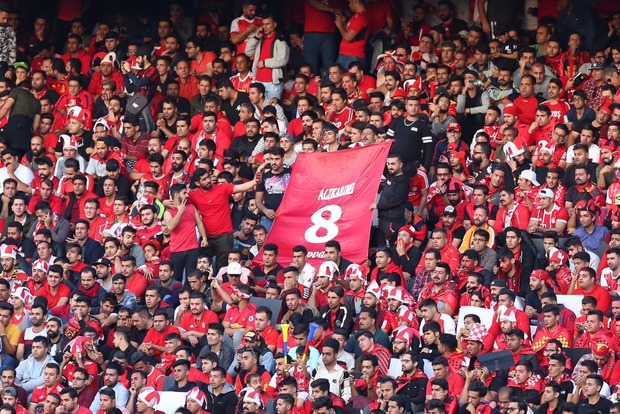 هواداران خستگی ناپذیر سرخ‌پوشان+ تصاویر
