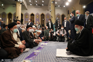 دیدار رمضانی مسئولان نظام با رهبر معظم انقلاب