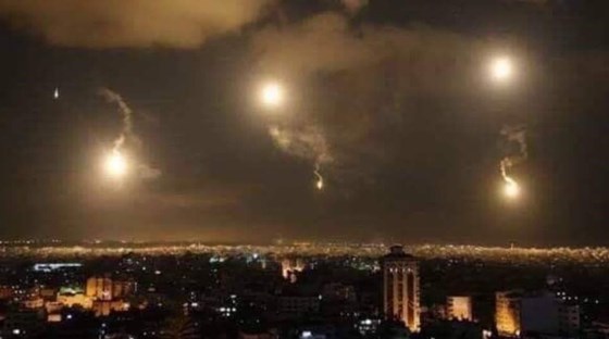 تجاوز اسرائیل به حومه دمشق و انهدام بیشتر موشک های شلیک شده/ واکنش روسیه