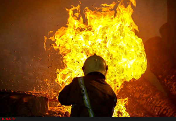 آتش‌سوزی بر اثر نشت گاز پیک‌نیک  حریق گسترده‌ در کارگاه کمک فنرسازی