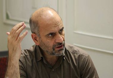 دکتر فرشاد مومنی:امام برای نیل به توسعه عادلانه به همه جهت‌گیری‌های صحیح  توجه می کردند