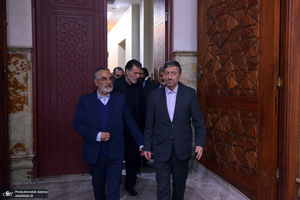 تجدید میثاق رئیس، معاونان و کارکنان ستاد فرمان اجرایی حضرت امام با آرمان های بنیانگذار جمهوری اسلامی