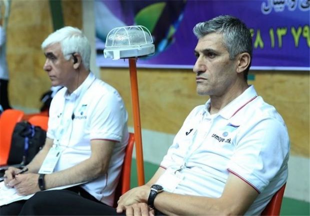 کارخانه: ورمیلیو زیر تور فحاشی می‌کرد