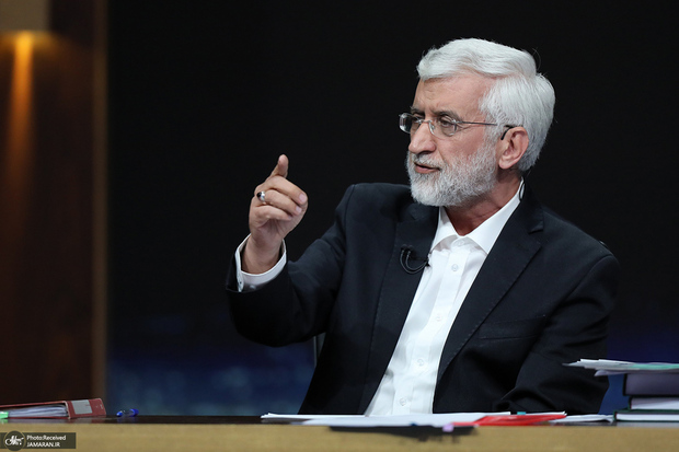 جلیلی: دشمن با ترور فرماندهان و حمله به رسانه‌ها نمی‌تواند ملت ایران را تضعیف کند