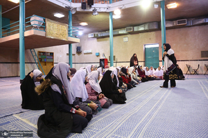 بازدید اقشار مختلف مردم از بیت امام خمینی (س) در جماران-2