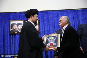 دیدار قهرمانان ،پهلوانان، هنرمندان پیشکسوت با سید حسن خمینی