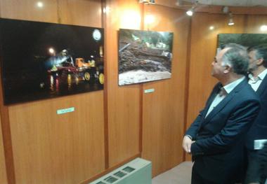 برگزاری رژه خودرویی، نمایشگاه عکس و زنگ پدافند غیر عامل در آستارا