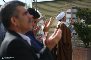 اقامه نماز عید سعید فطر در امام زاده قاسم (ع)