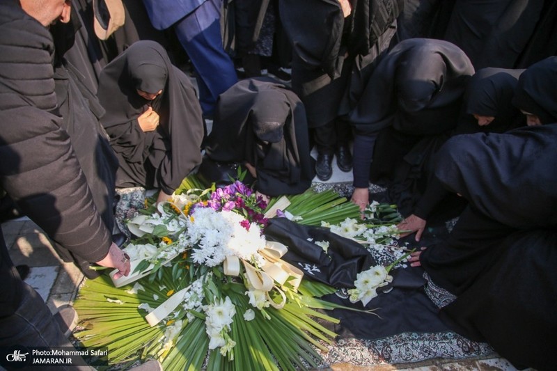 مراسم تشییع و خاکسپاری پدر دکتر جوادی یگانه