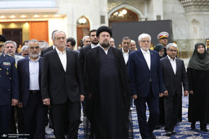 تجدید میثاق رئیس‌جمهور و اعضای دولت با آرمان‌های حضرت امام خمینی (س) - 2