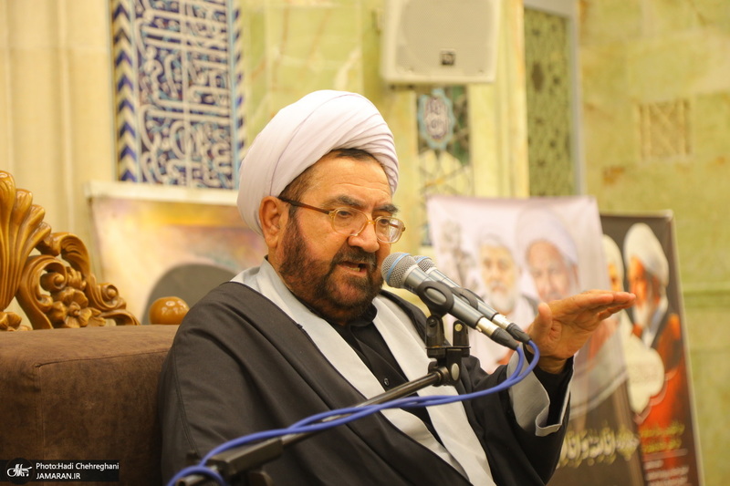 مراسم بزرگداشت شهیدان «علی رازینی» و «محمد مقیسه» در مسجد اعظم قم‎