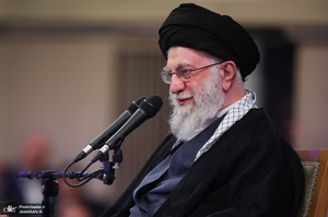 دیدار خانواده شهدای اقتدار با رهبر انقلاب در روز میلاد امیرالمومنین (ع)