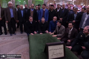 تجدید میثاق اقشار مردم و مسئولان با آرمان های امام راحل-12