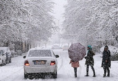 ۴۷ سانتی متر برف در سیاه بیشه بر زمین نشست