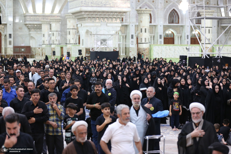 مراسم عزاداری شب عاشورای حسینی (ع) در حرم امام خمینی (س) 2