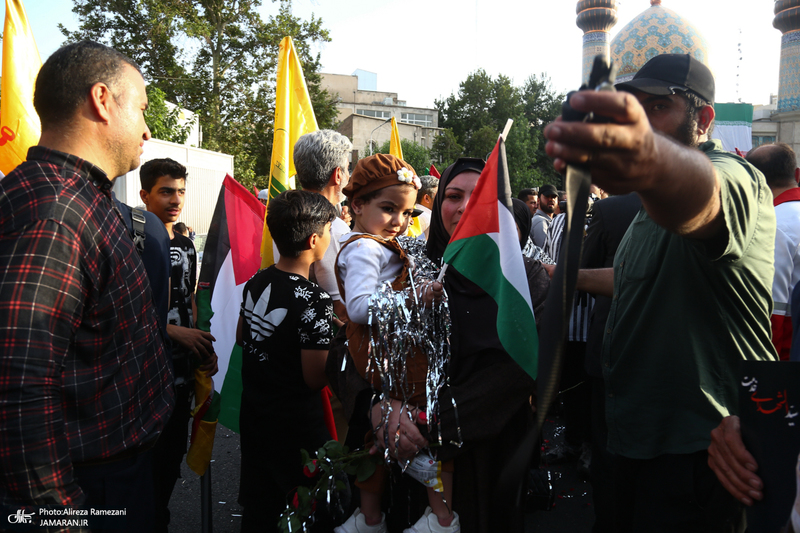 مراسم استقبال و تکریم خانواده های شهیدان غزه