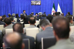 دیدار رئیس و جمعی از کارکنان سازمان حفاظت محیط زیست با سید حسن خمینی