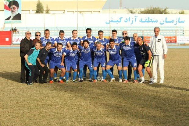 پیروزی پیشکسوتان استقلال مقابل منتخب هنرمندان در دیداری دوستانه
