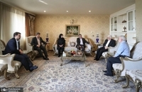 عارف به دیدار معاونین اول سابق و خانواده‌های آنان رفت (7)