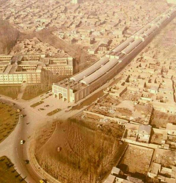 بازار رضا ی مشهد در دهه پنجاه + تصویر