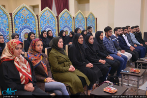 ديدار جمعى از دانشجويان دانشگاه علوم پزشكى شهيد بهشتى با سید حسن خمینی