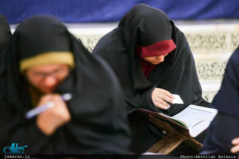 محفل انس با قرآن در حرم مطهر امام خمینی(س)